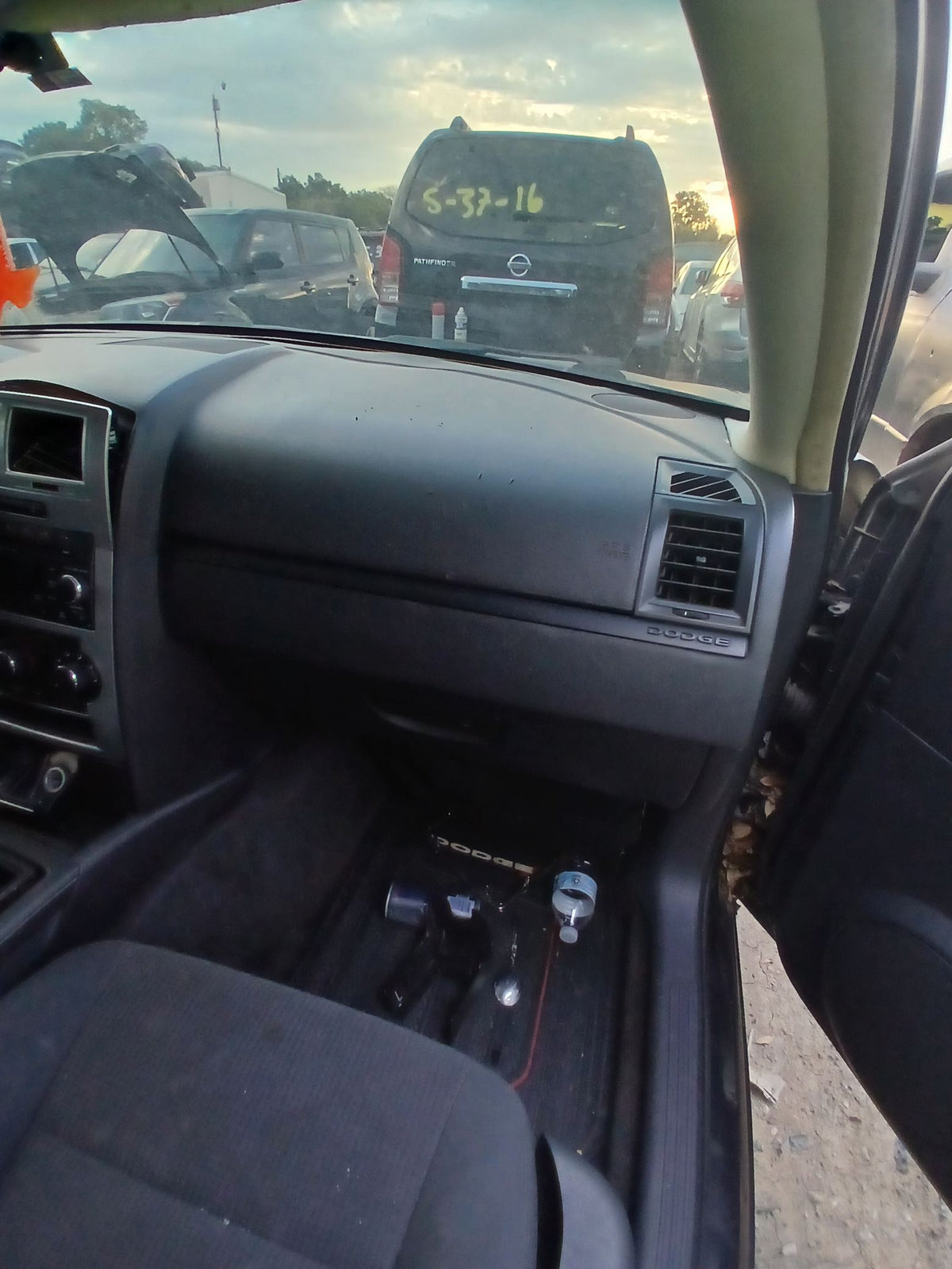 CA_VEHICLE_MEDIA:13146708278:3276415320