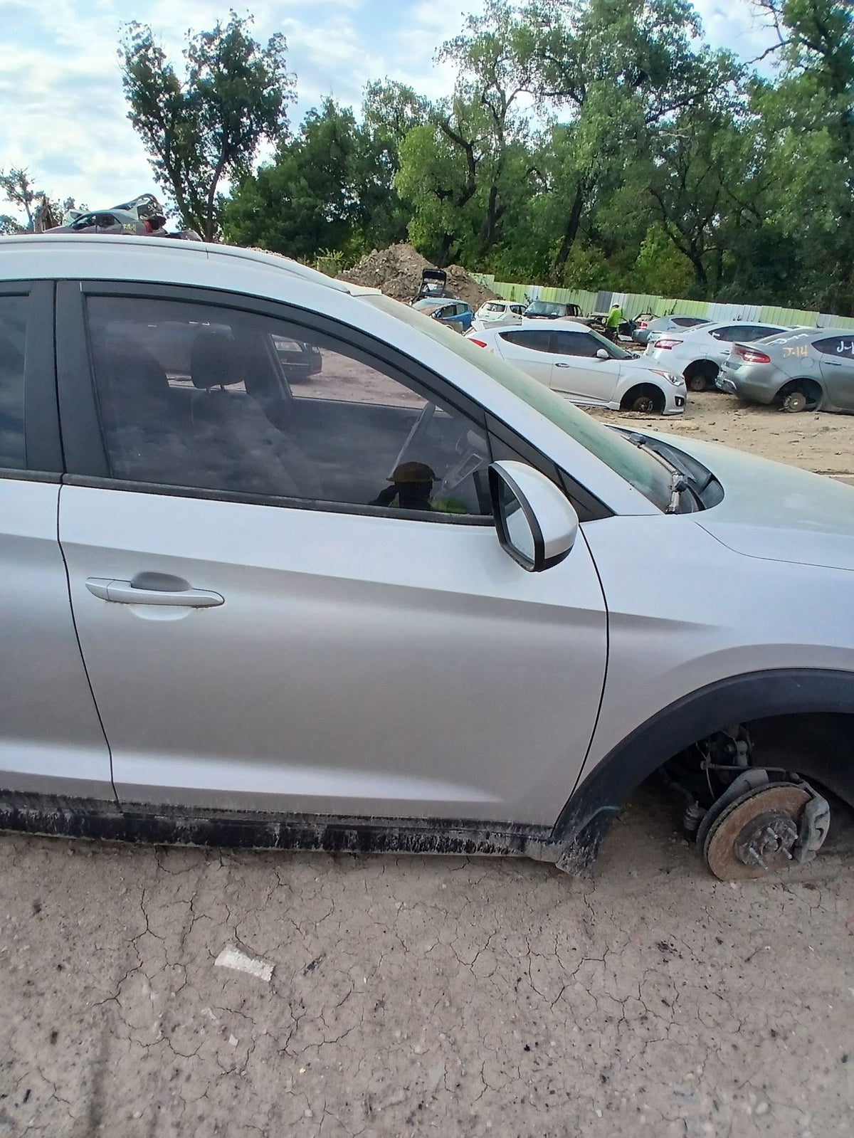 CA_VEHICLE_MEDIA:13146723180:3276776866