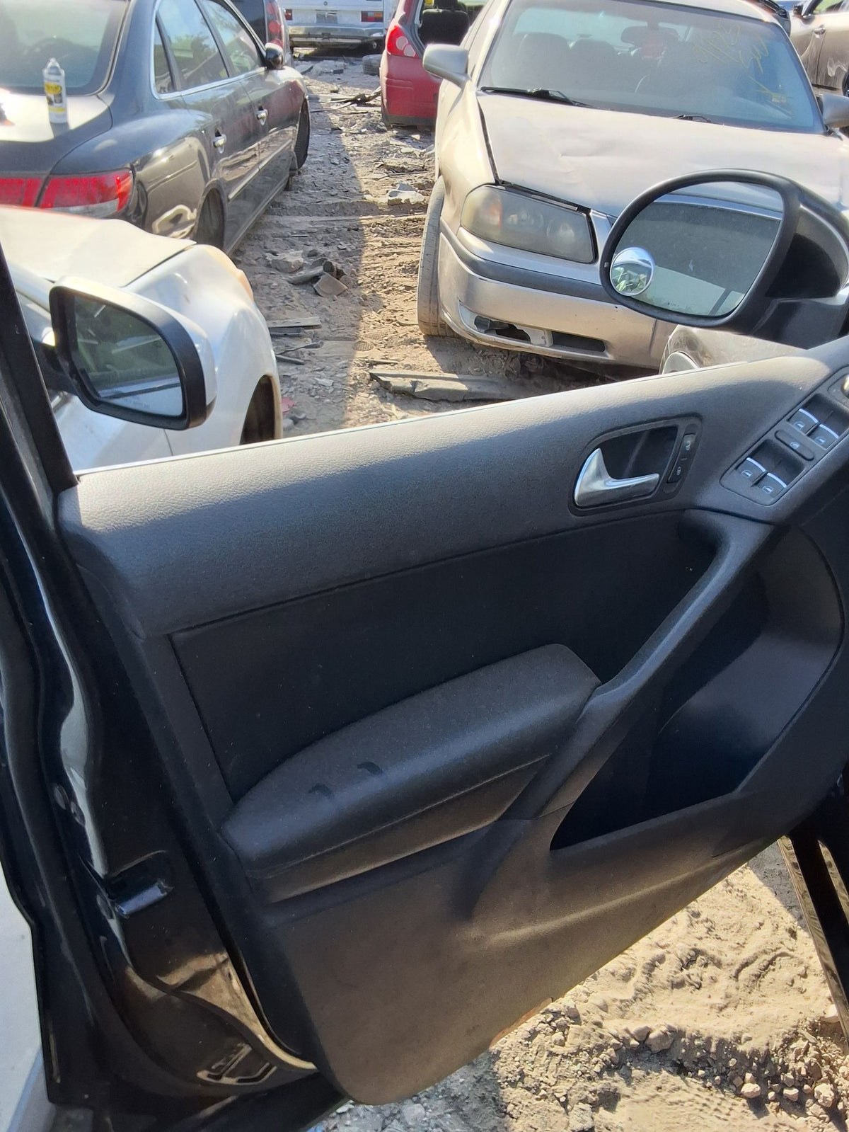 CA_VEHICLE_MEDIA:13146763260:3290015199