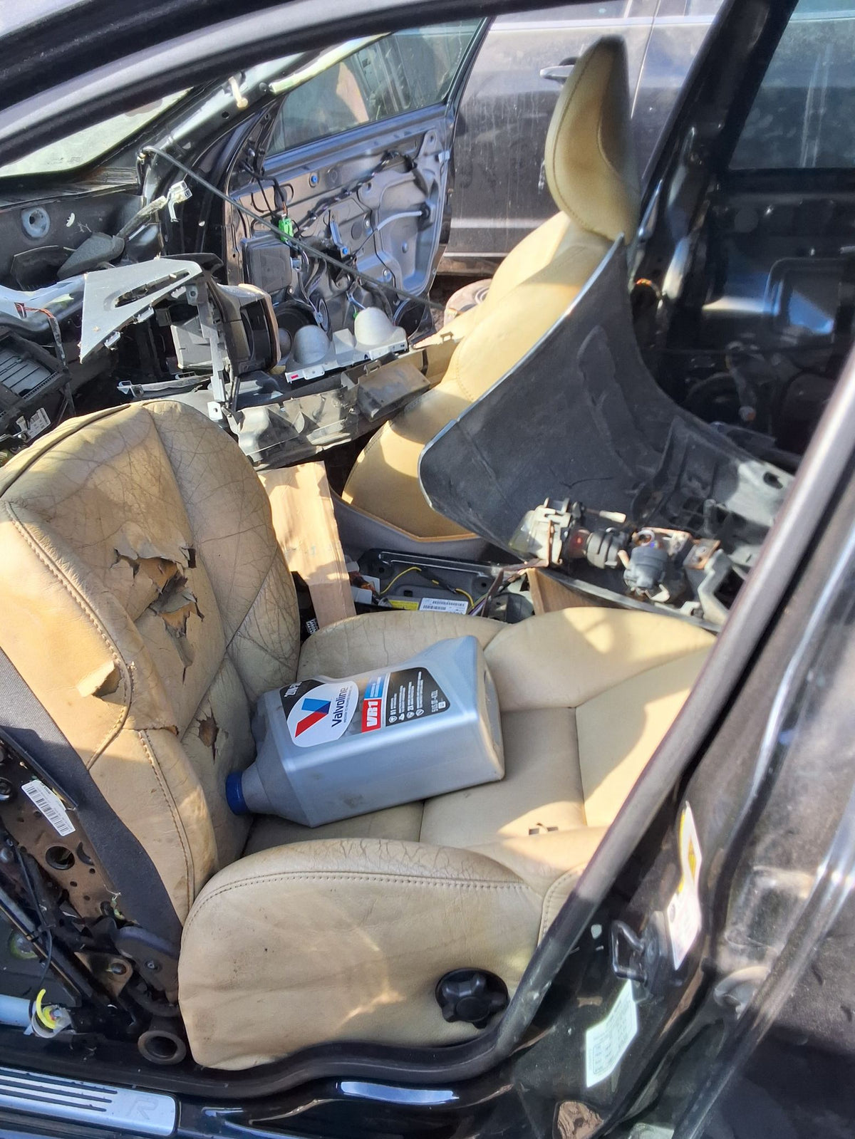 CA_VEHICLE_MEDIA:13146763279:3290028970