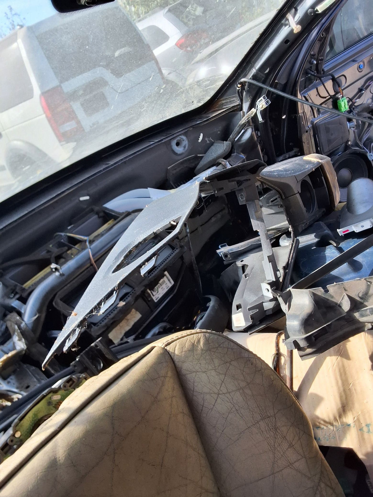 CA_VEHICLE_MEDIA:13146763279:3290029235