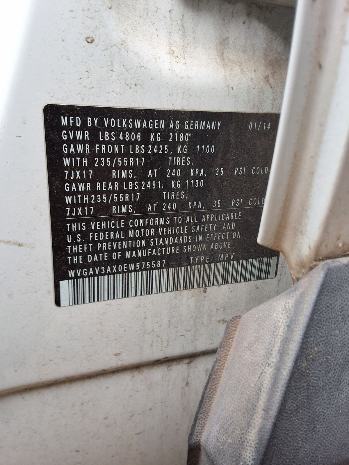 CA_VEHICLE_MEDIA:13146763281:3287140261