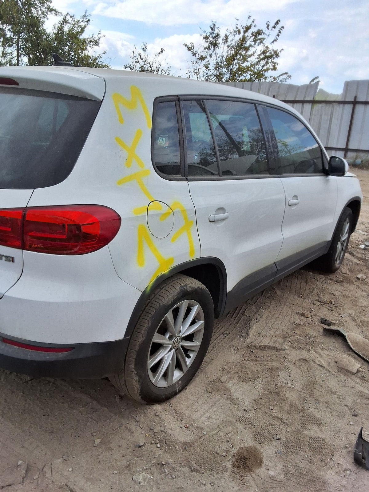 CA_VEHICLE_MEDIA:13146763281:3287140343