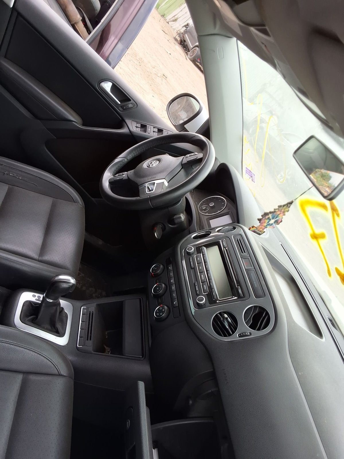 CA_VEHICLE_MEDIA:13146763281:3287140581