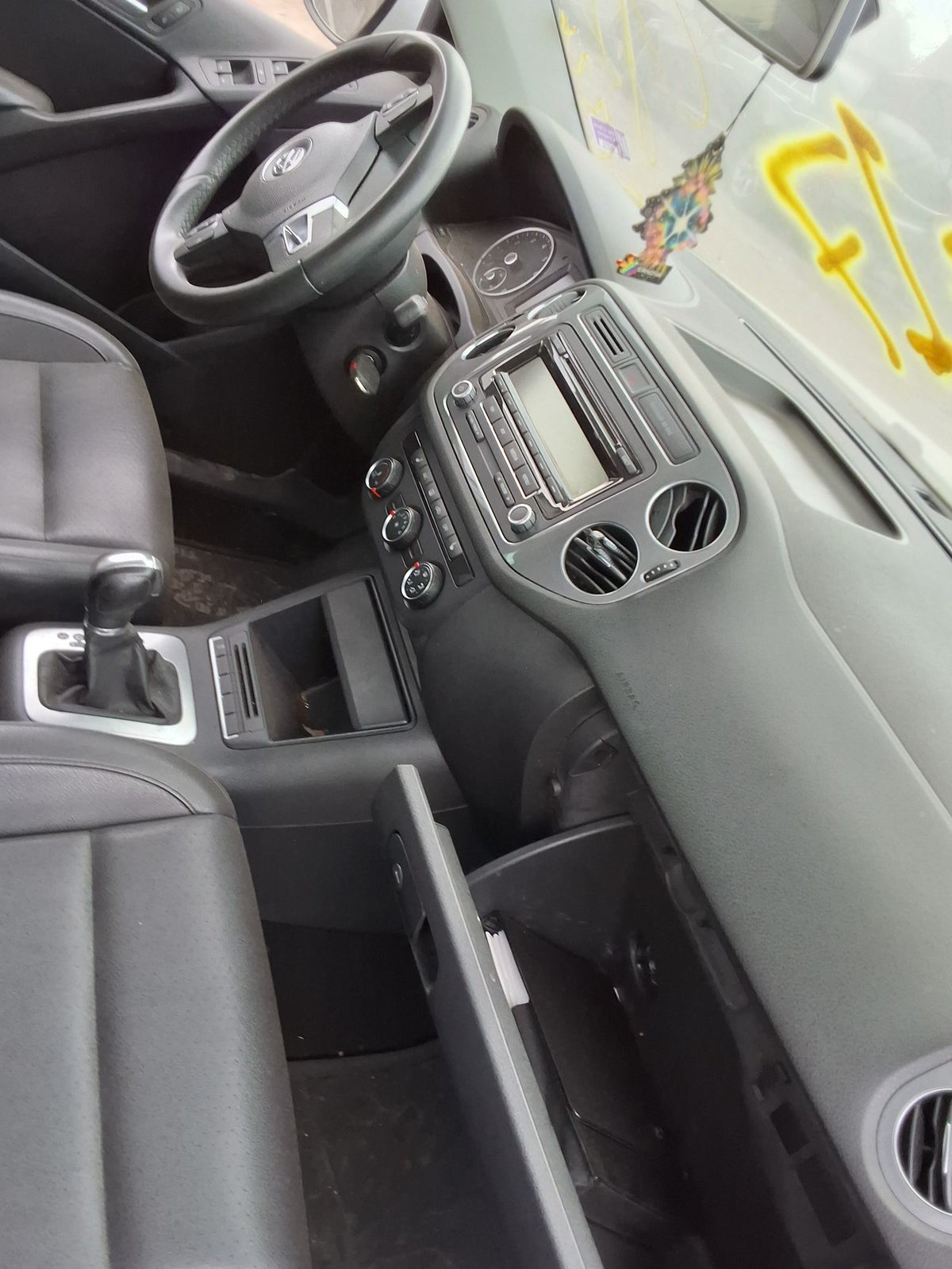 CA_VEHICLE_MEDIA:13146763281:3287140592