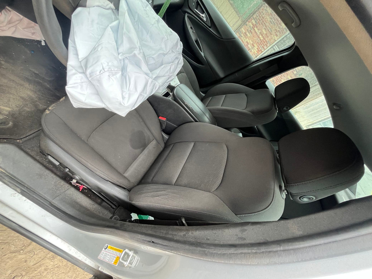 CA_VEHICLE_MEDIA:13146765065:3289845504