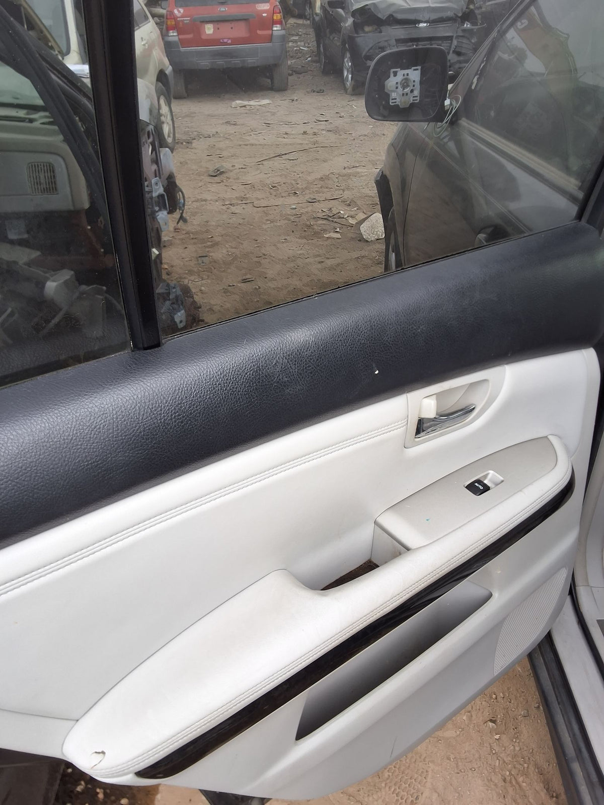 CA_VEHICLE_MEDIA:13146765176:3286911671