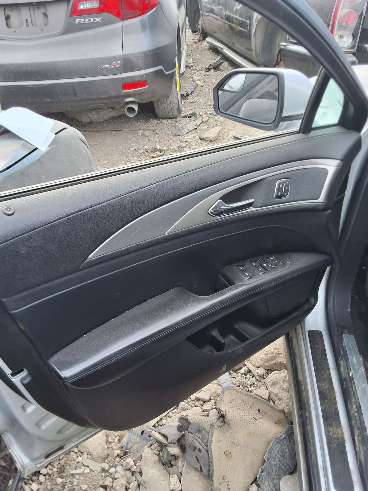 CA_VEHICLE_MEDIA:13146765177:3281488296