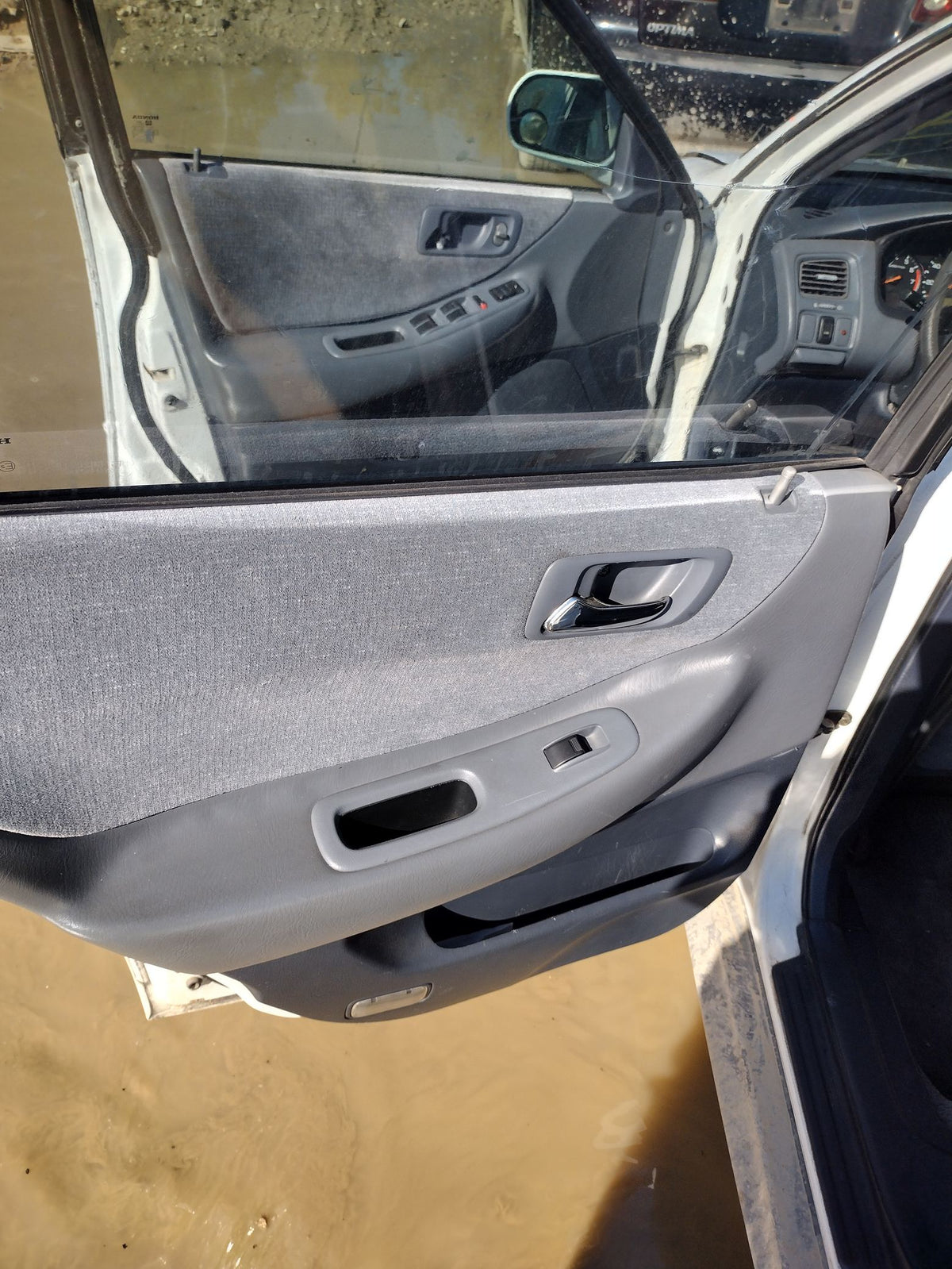 CA_VEHICLE_MEDIA:13203477460:3293898149