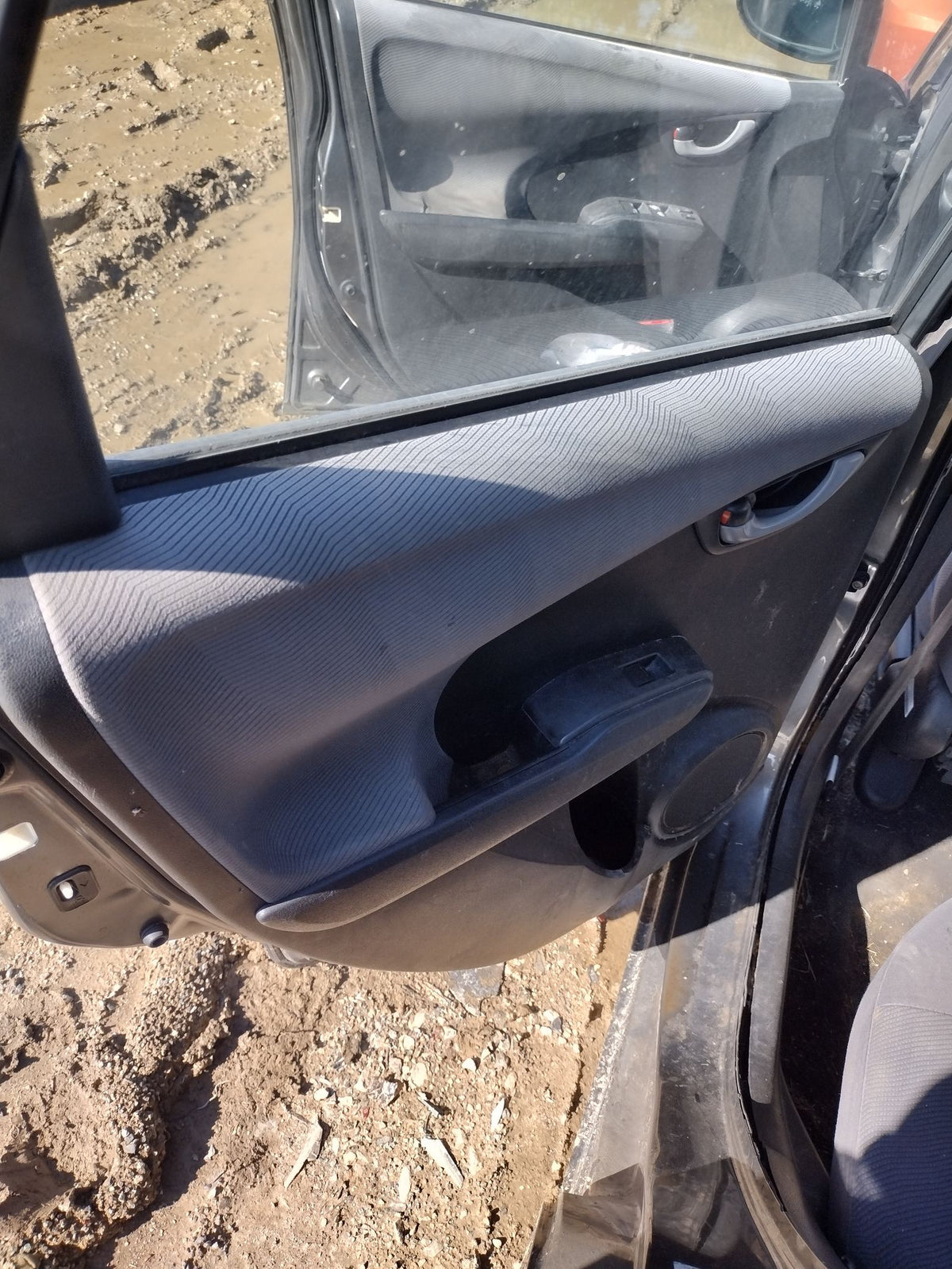 CA_VEHICLE_MEDIA:13203477462:3294032061