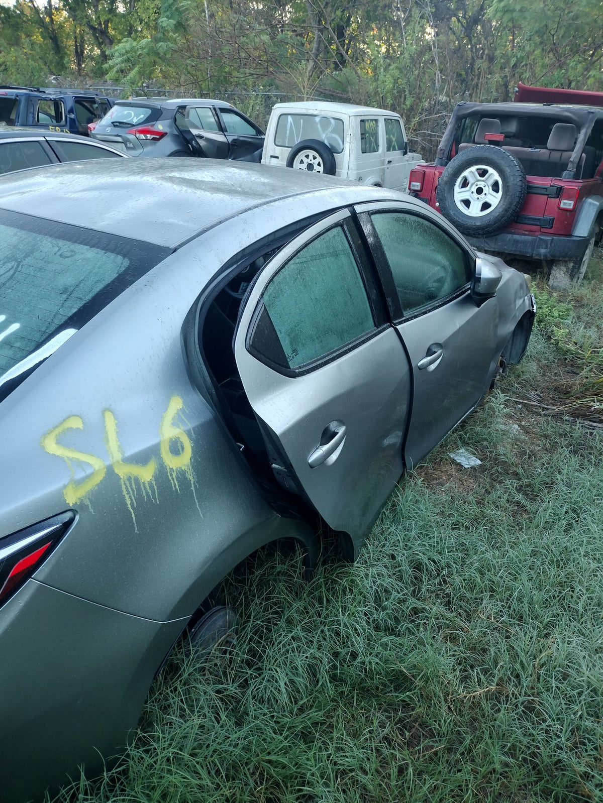 CA_VEHICLE_MEDIA:13203491417:3296627338