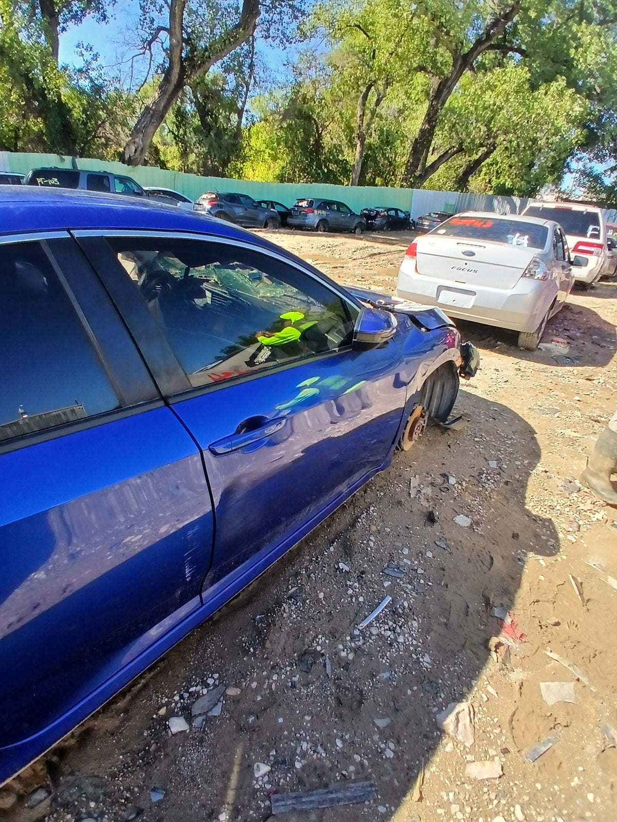 CA_VEHICLE_MEDIA:13203491419:3294237415