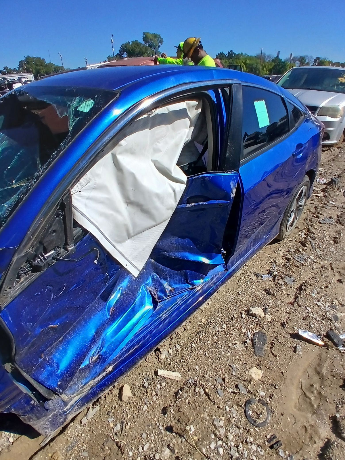 CA_VEHICLE_MEDIA:13203491419:3294239129