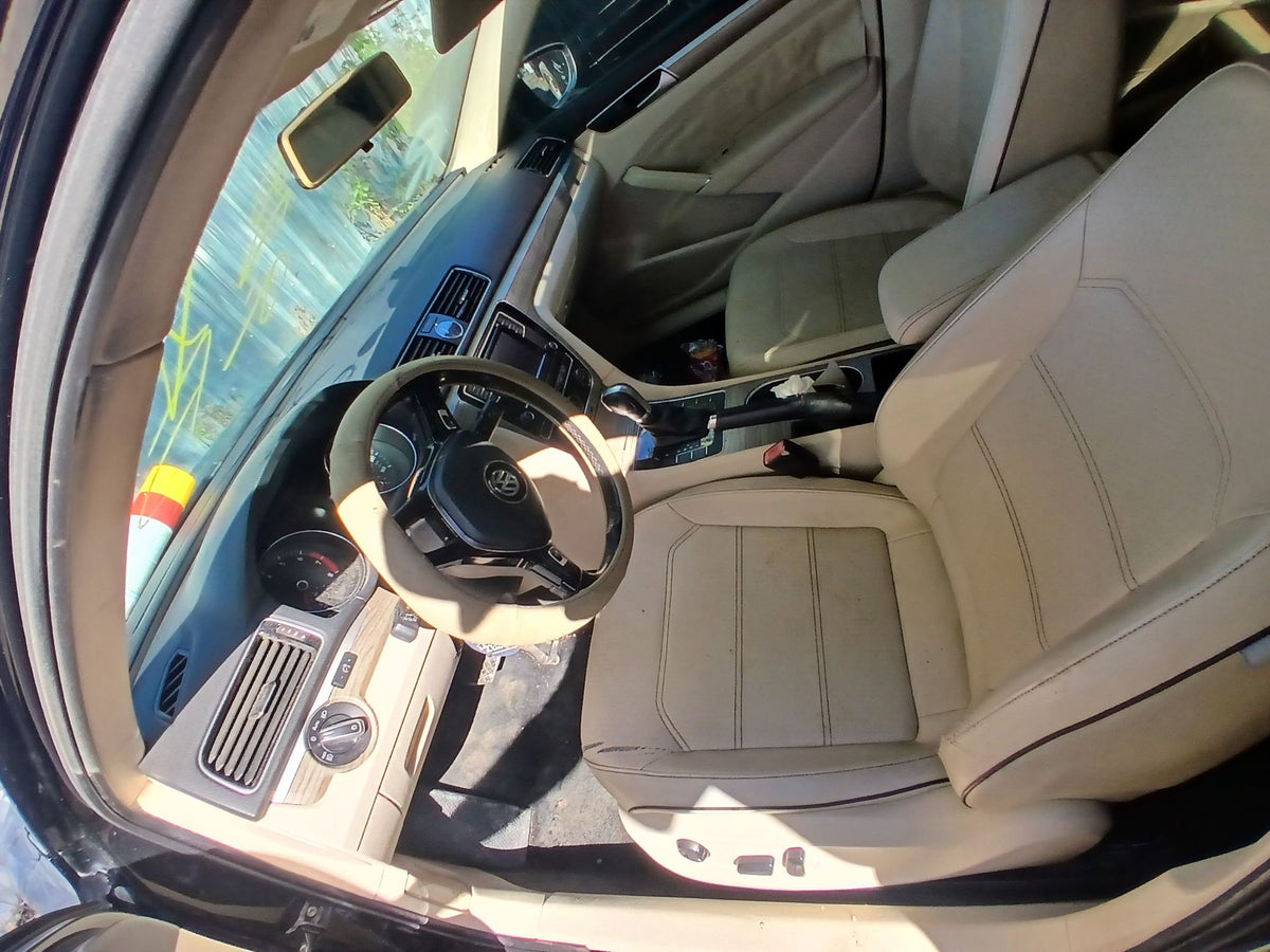 CA_VEHICLE_MEDIA:13203491420:3294045466
