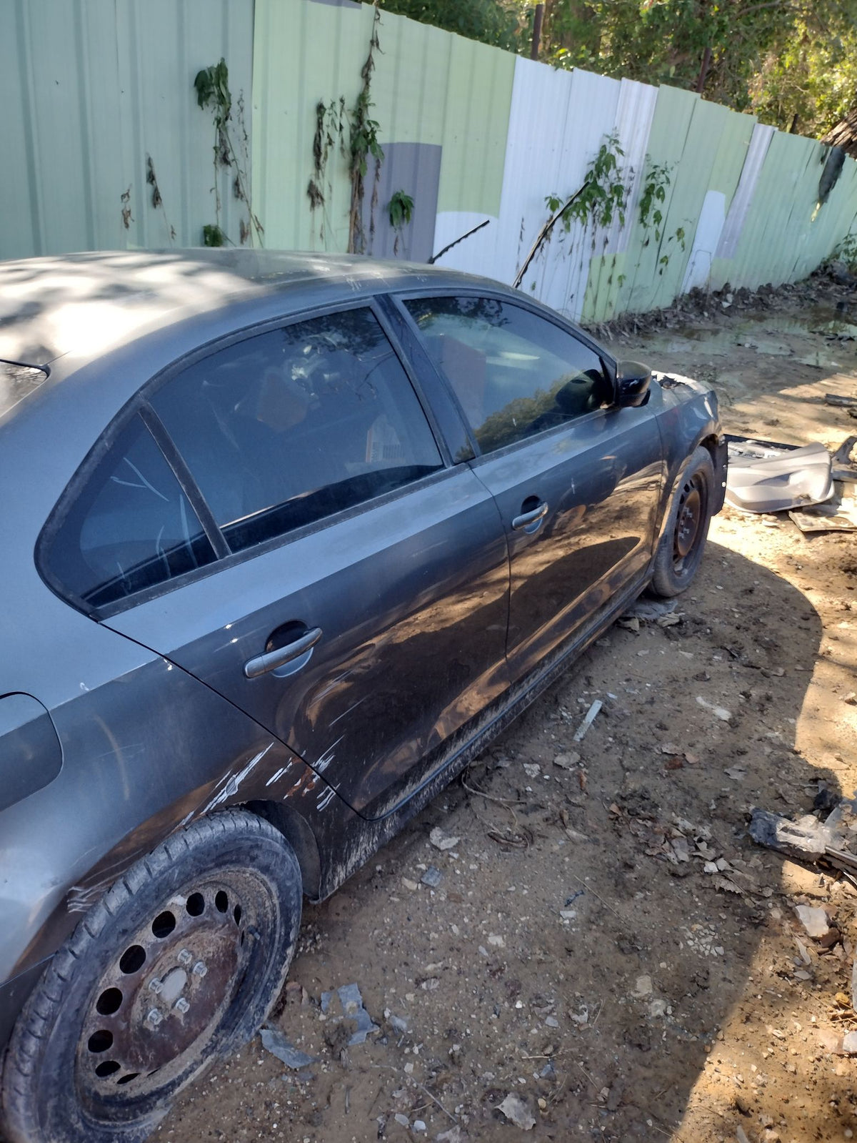 CA_VEHICLE_MEDIA:13203496375:3295093881
