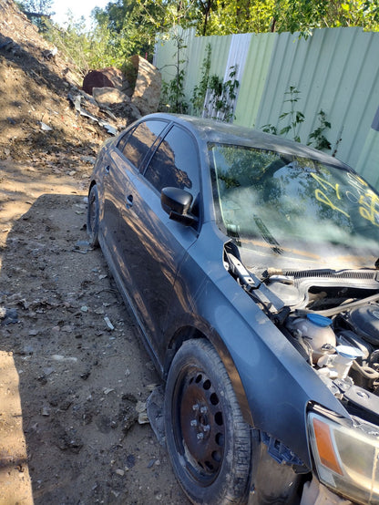 CA_VEHICLE_MEDIA:13203496375:3295093943