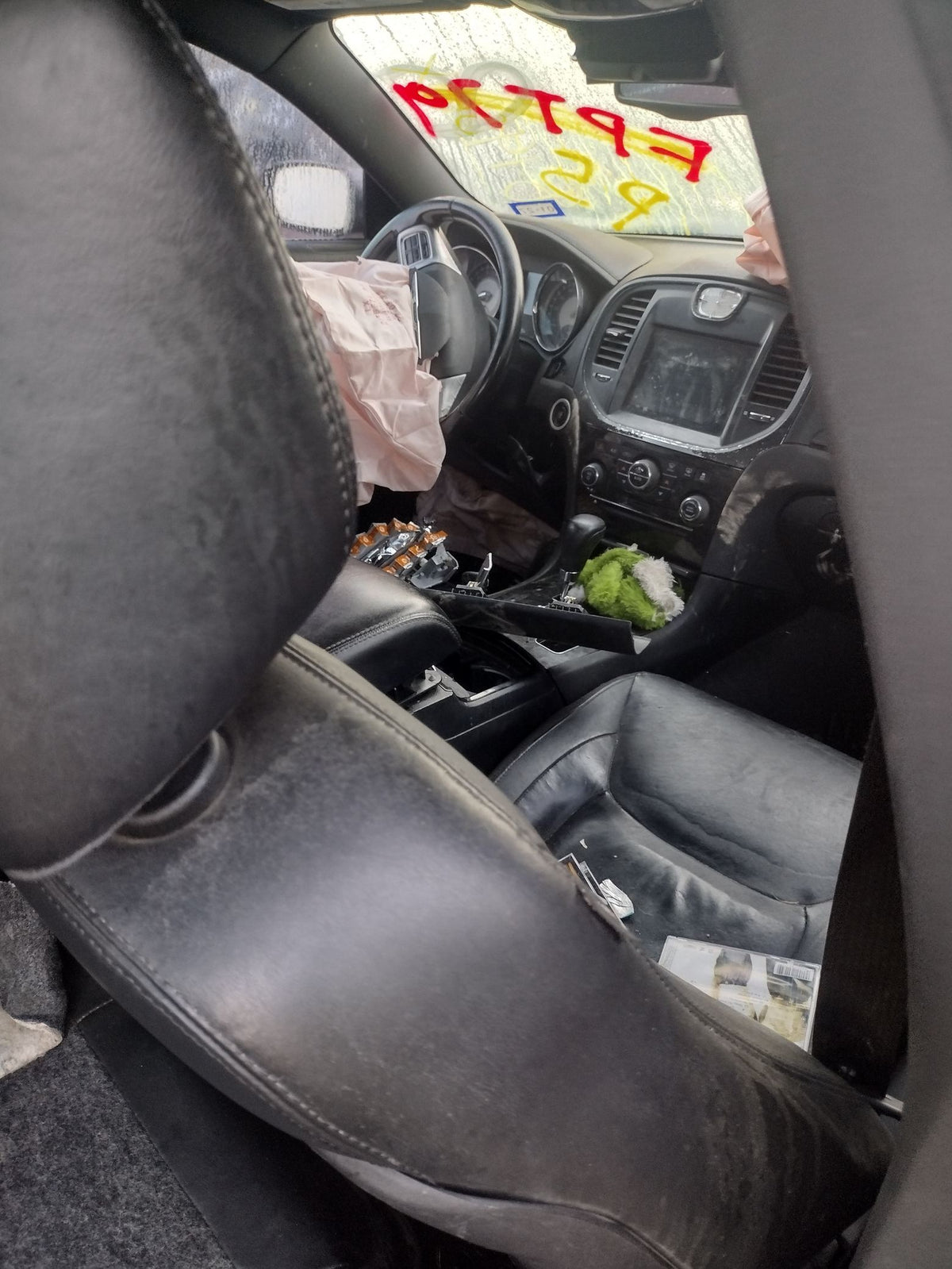 CA_VEHICLE_MEDIA:13203496379:3296600674