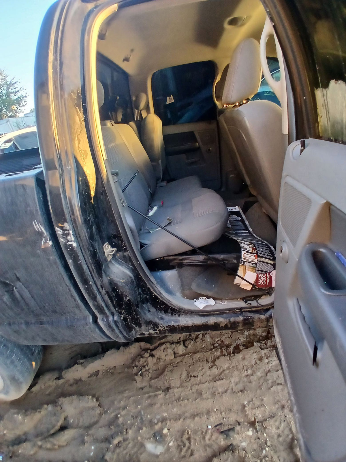 CA_VEHICLE_MEDIA:13203515098:3293317000