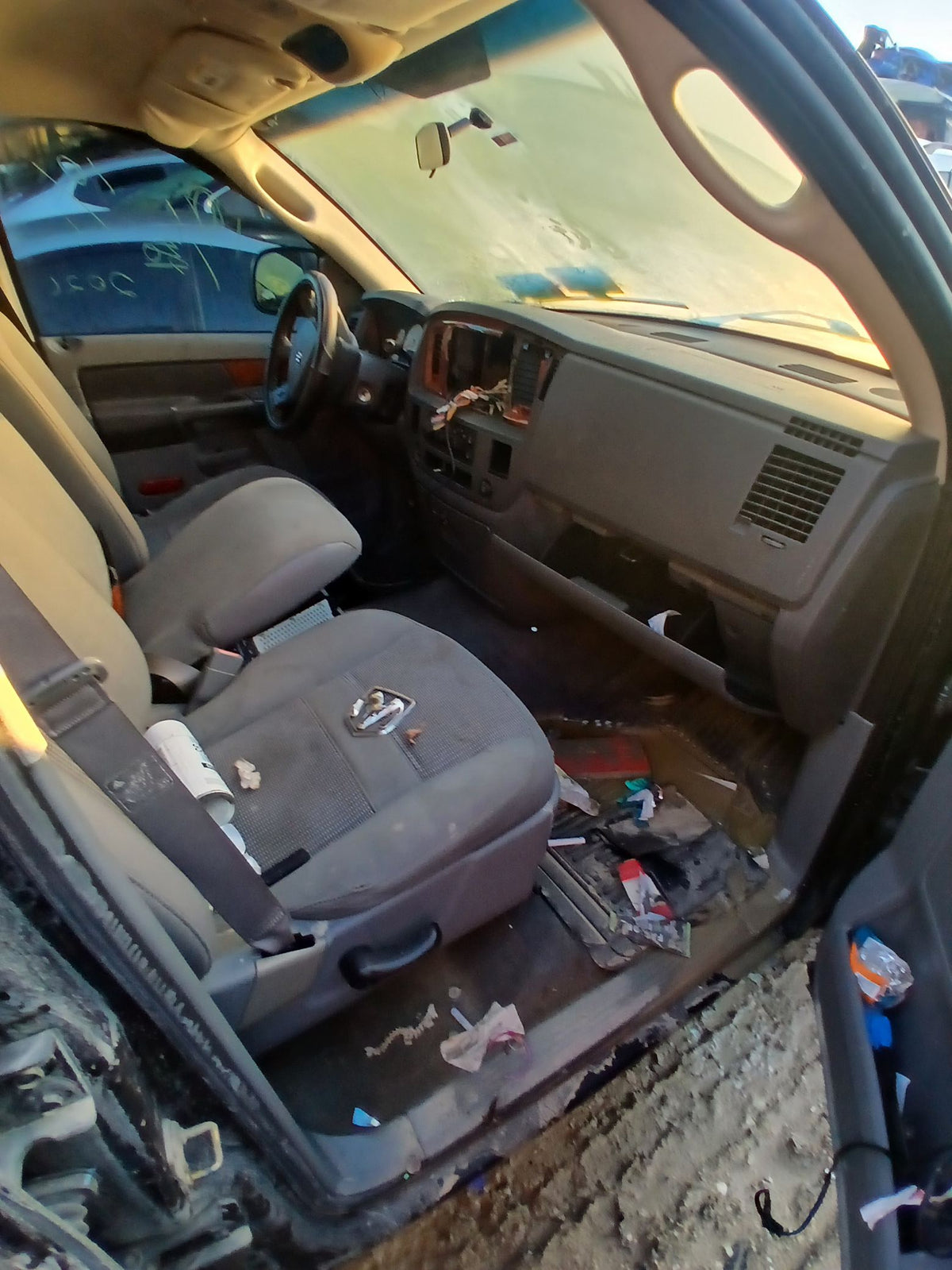 CA_VEHICLE_MEDIA:13203515098:3293318390