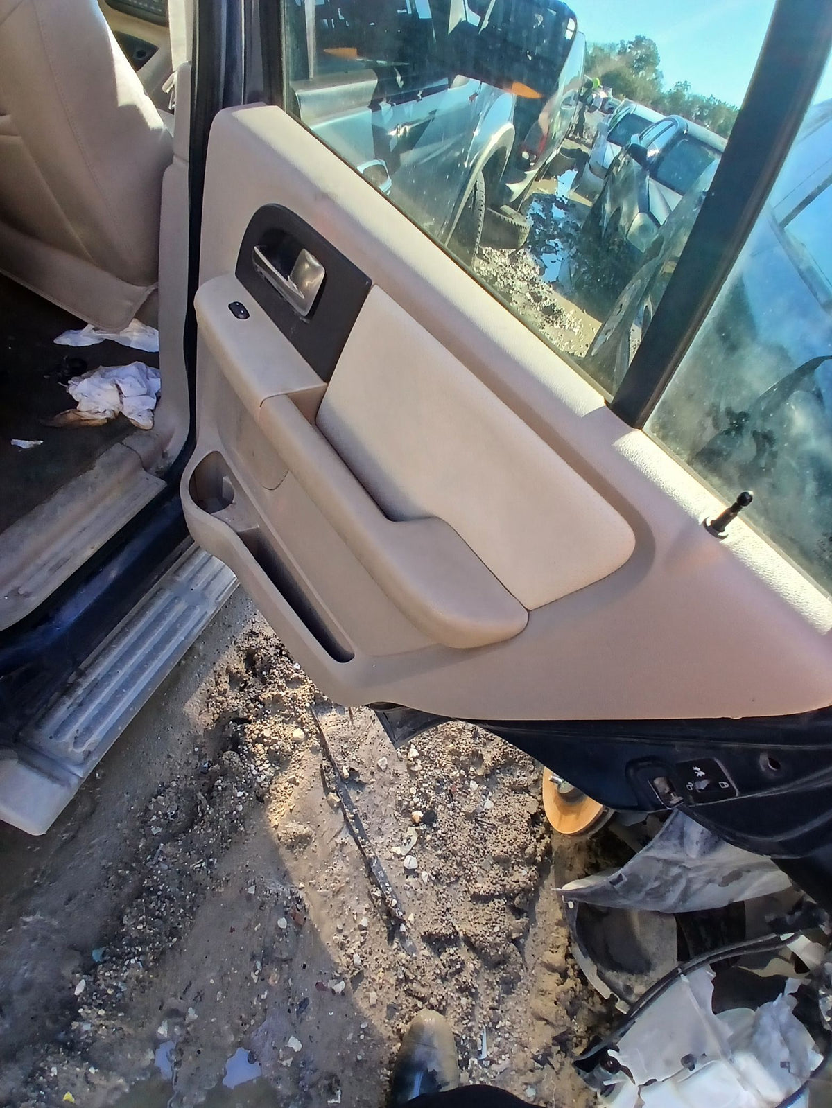 CA_VEHICLE_MEDIA:13203515100:3293828807