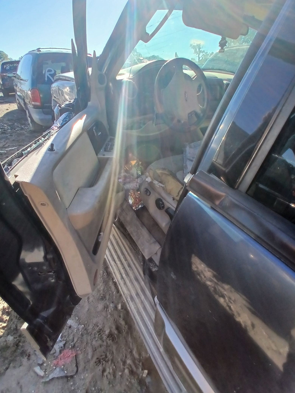 CA_VEHICLE_MEDIA:13203515100:3293832848