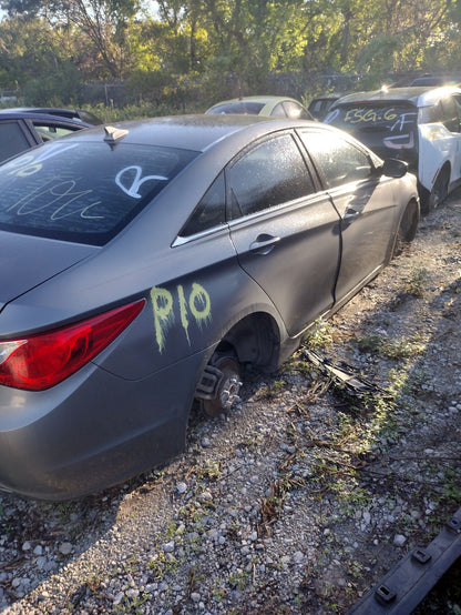 CA_VEHICLE_MEDIA:13203528198:3297014041