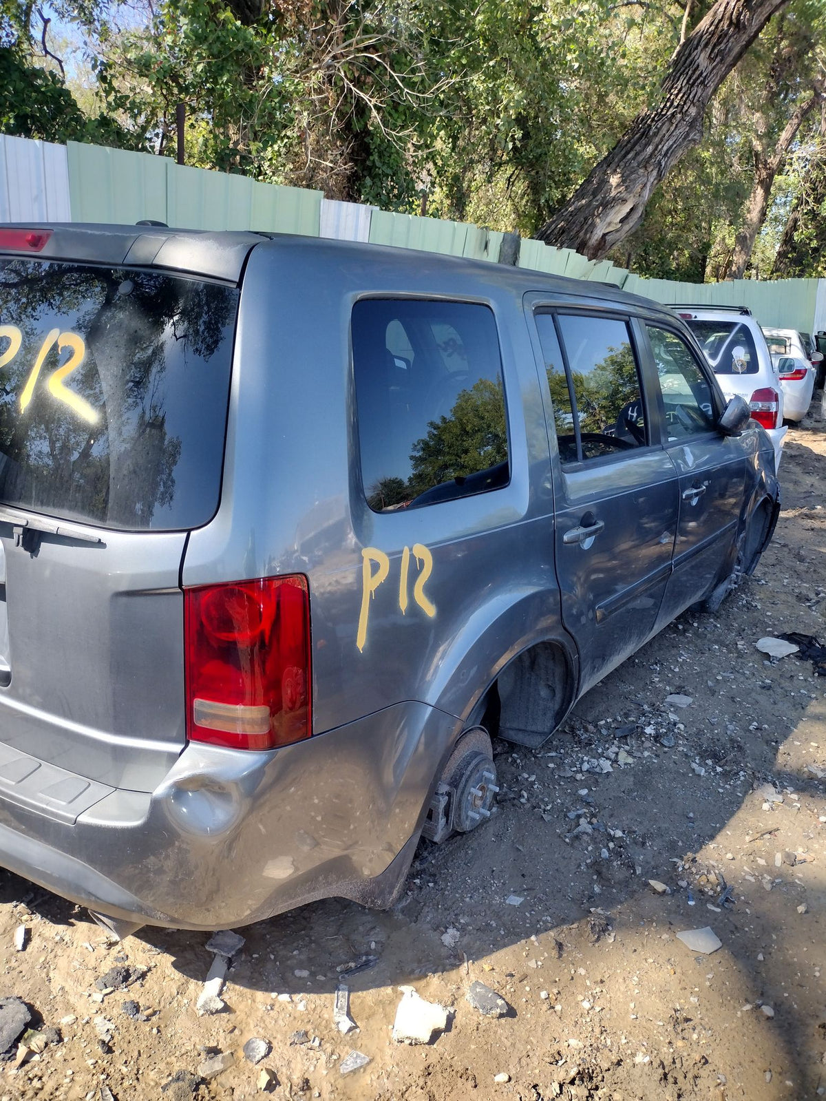CA_VEHICLE_MEDIA:13203528200:3294280956