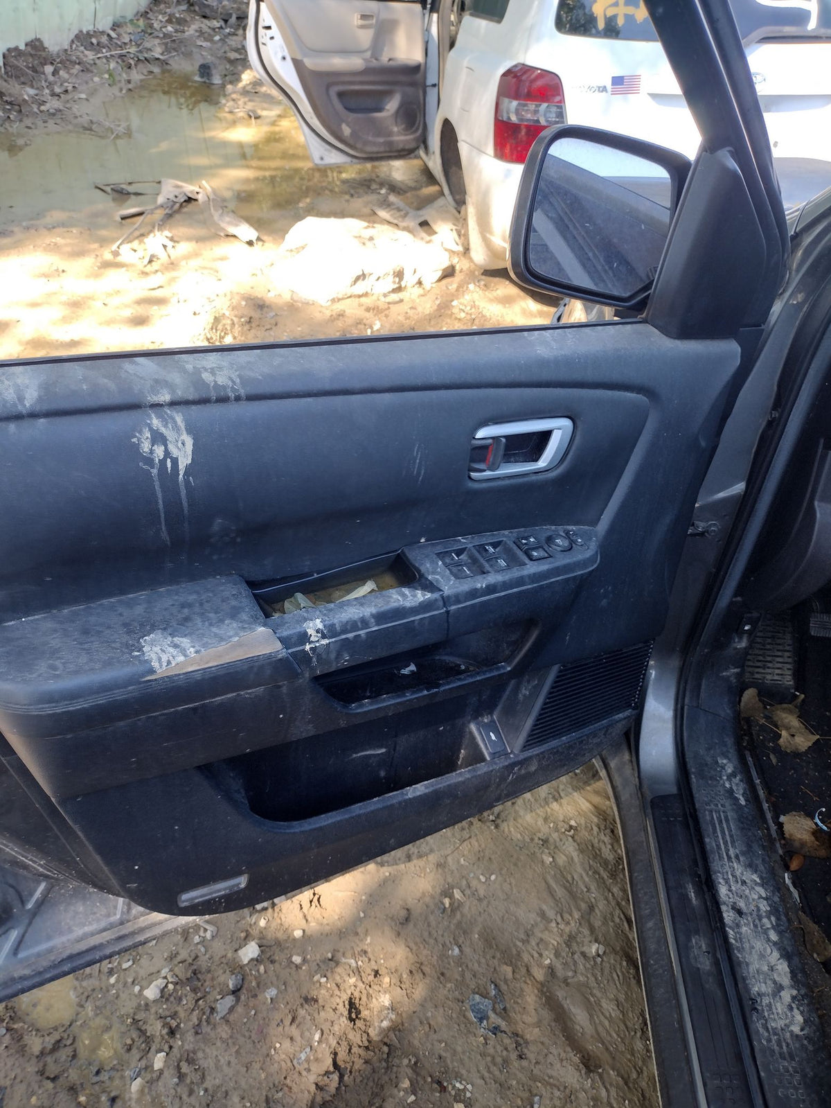 CA_VEHICLE_MEDIA:13203528200:3294283948