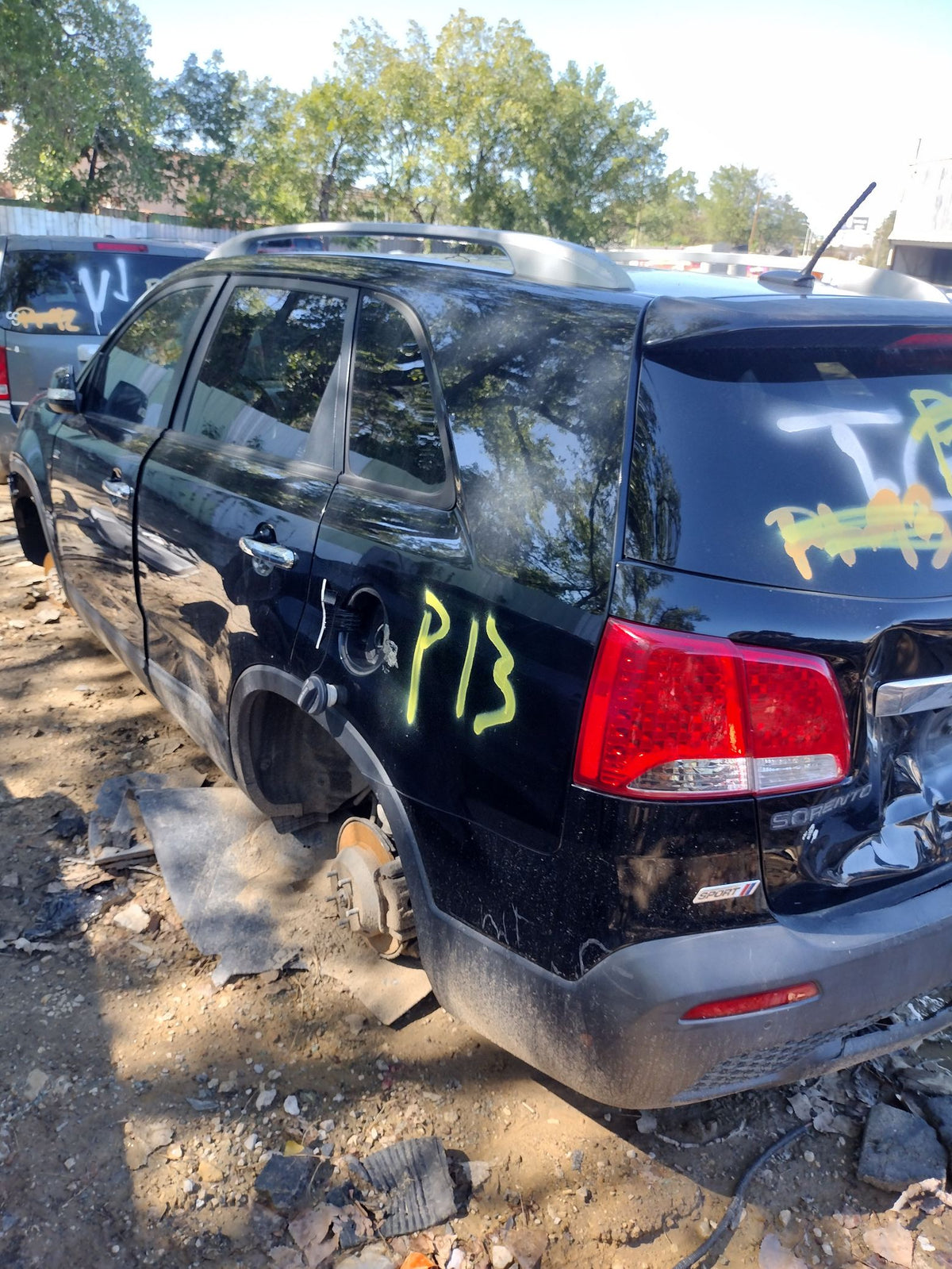 CA_VEHICLE_MEDIA:13203528201:3295072870