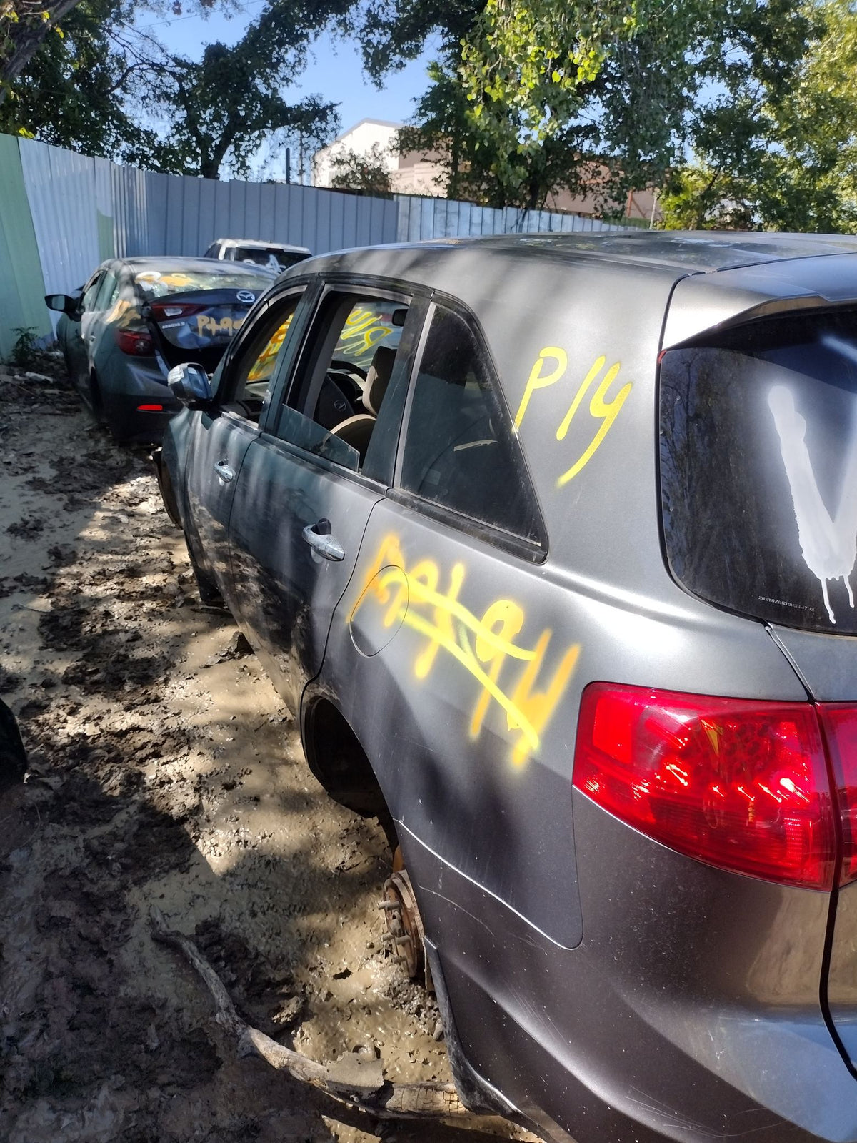 CA_VEHICLE_MEDIA:13203528202:3295167594