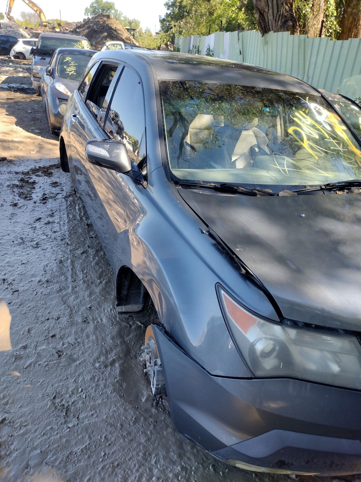 CA_VEHICLE_MEDIA:13203528202:3295169554