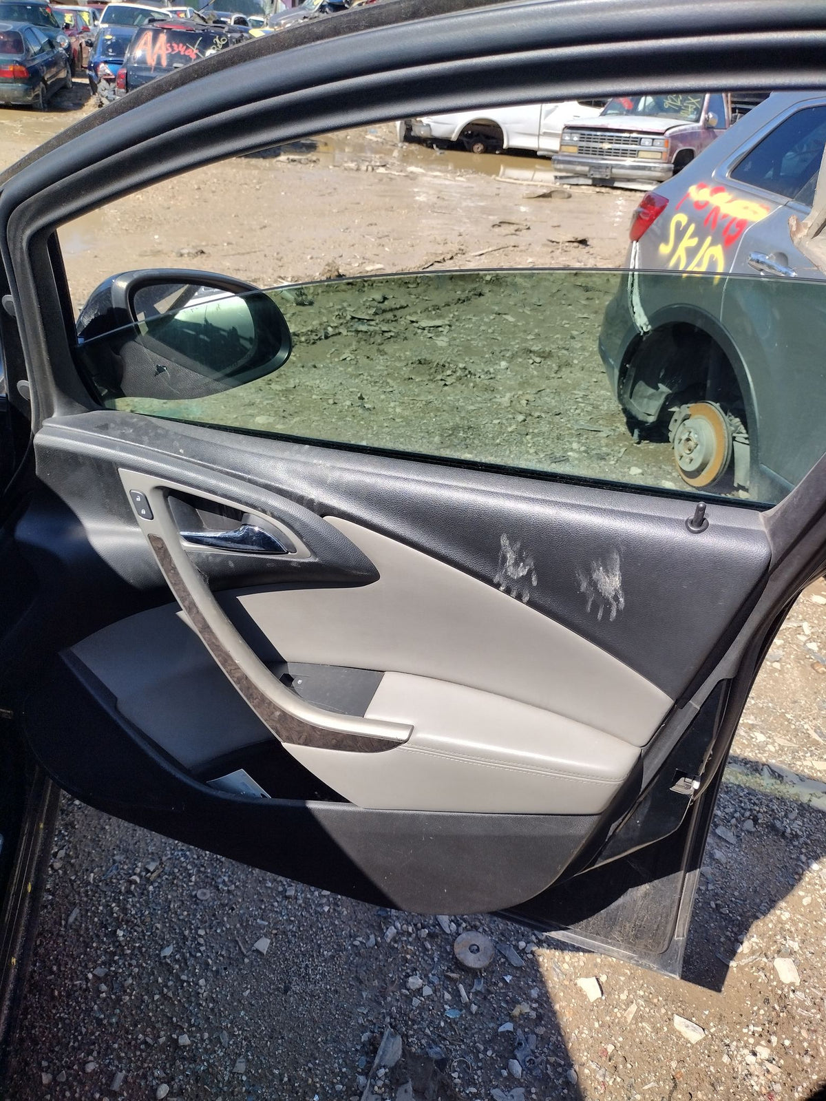 CA_VEHICLE_MEDIA:13203528228:3294377231