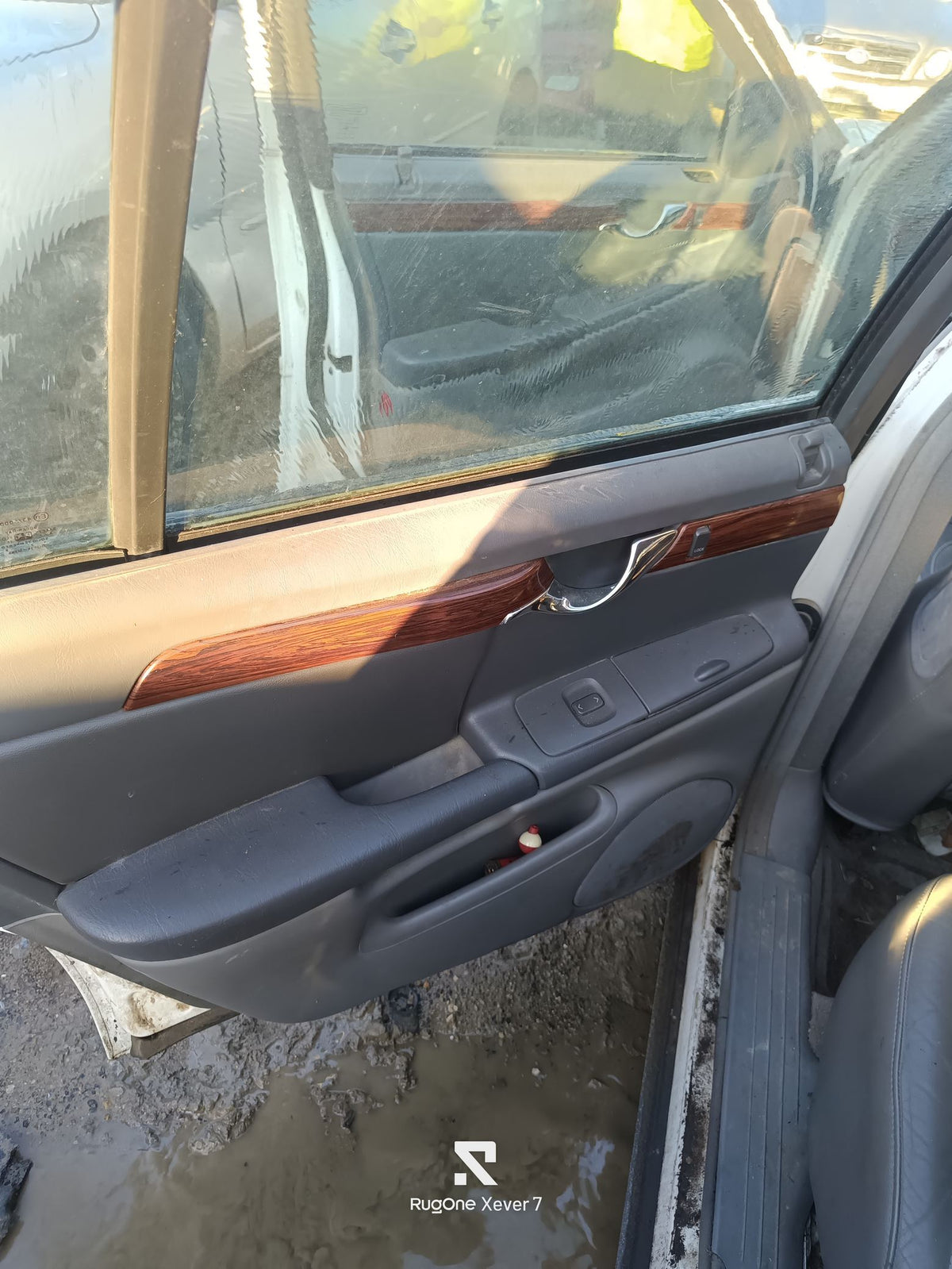 CA_VEHICLE_MEDIA:13203528229:3293394713