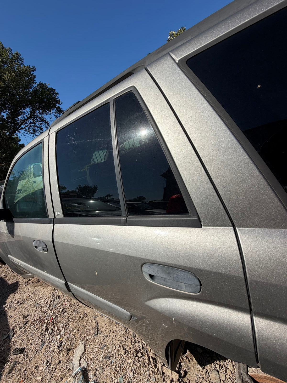 CA_VEHICLE_MEDIA:13203528233:3300973131