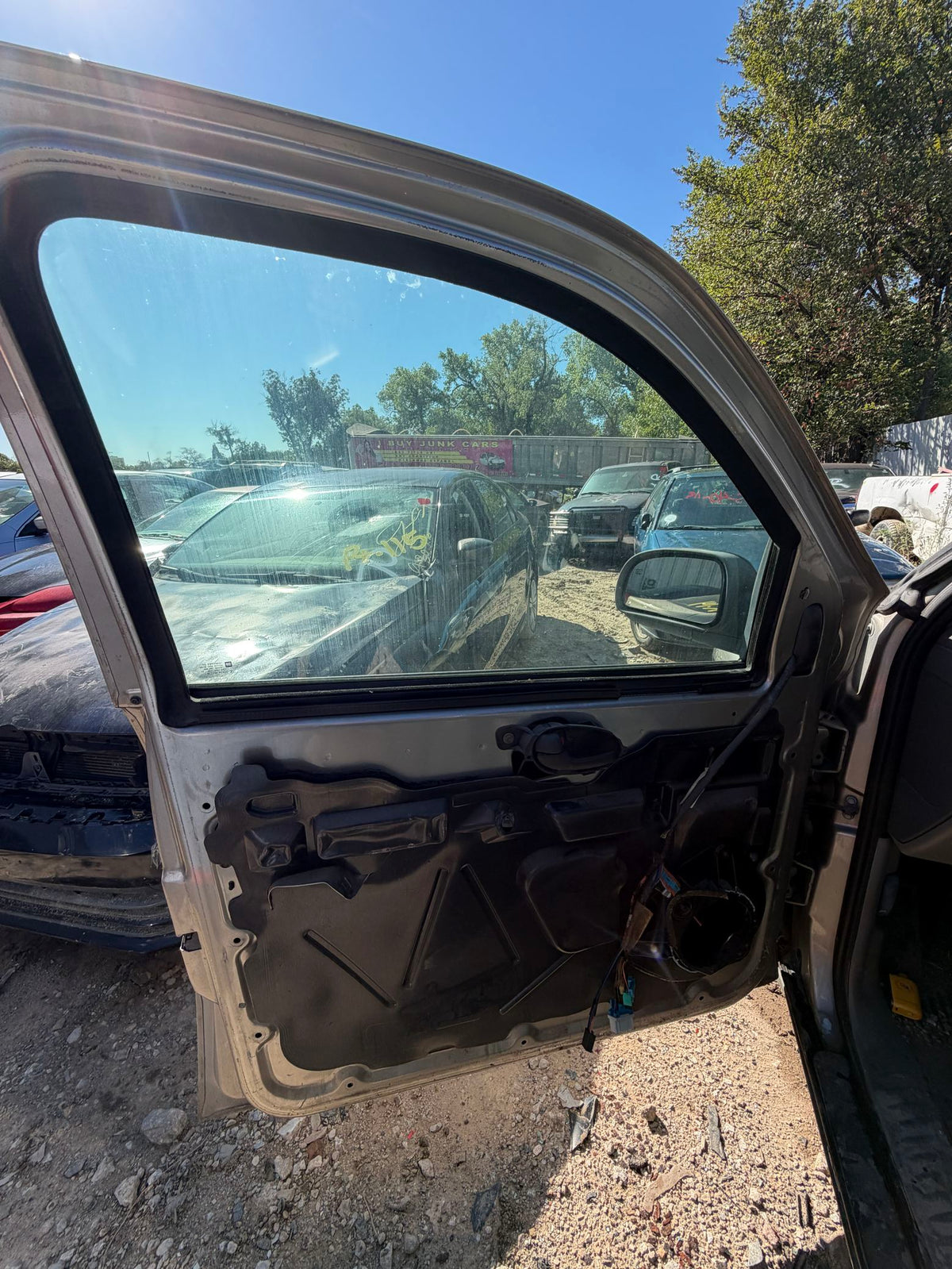 CA_VEHICLE_MEDIA:13203528233:3300973366