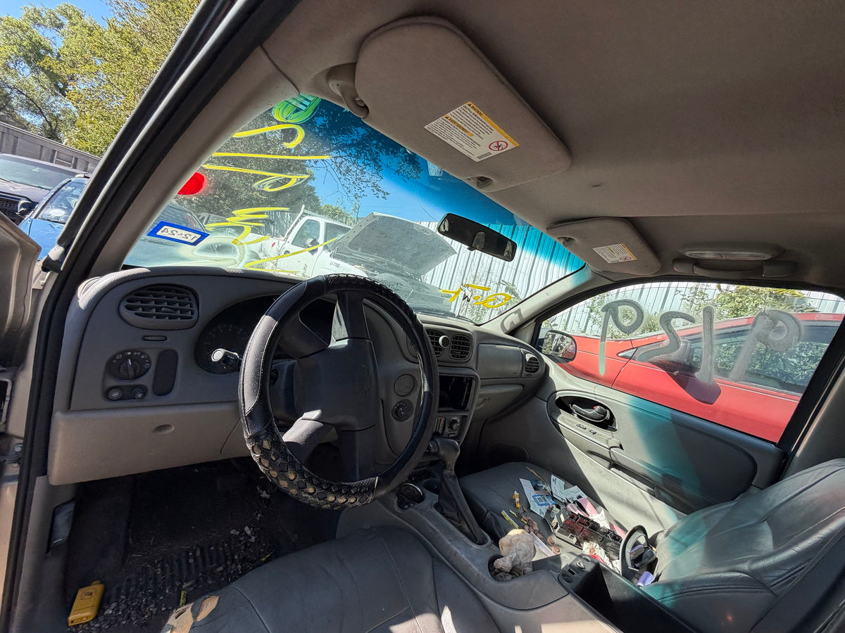 CA_VEHICLE_MEDIA:13203528233:3300973453