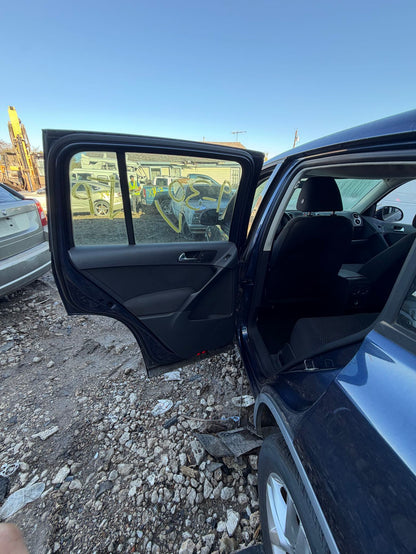 CA_VEHICLE_MEDIA:13203578702:3293617177
