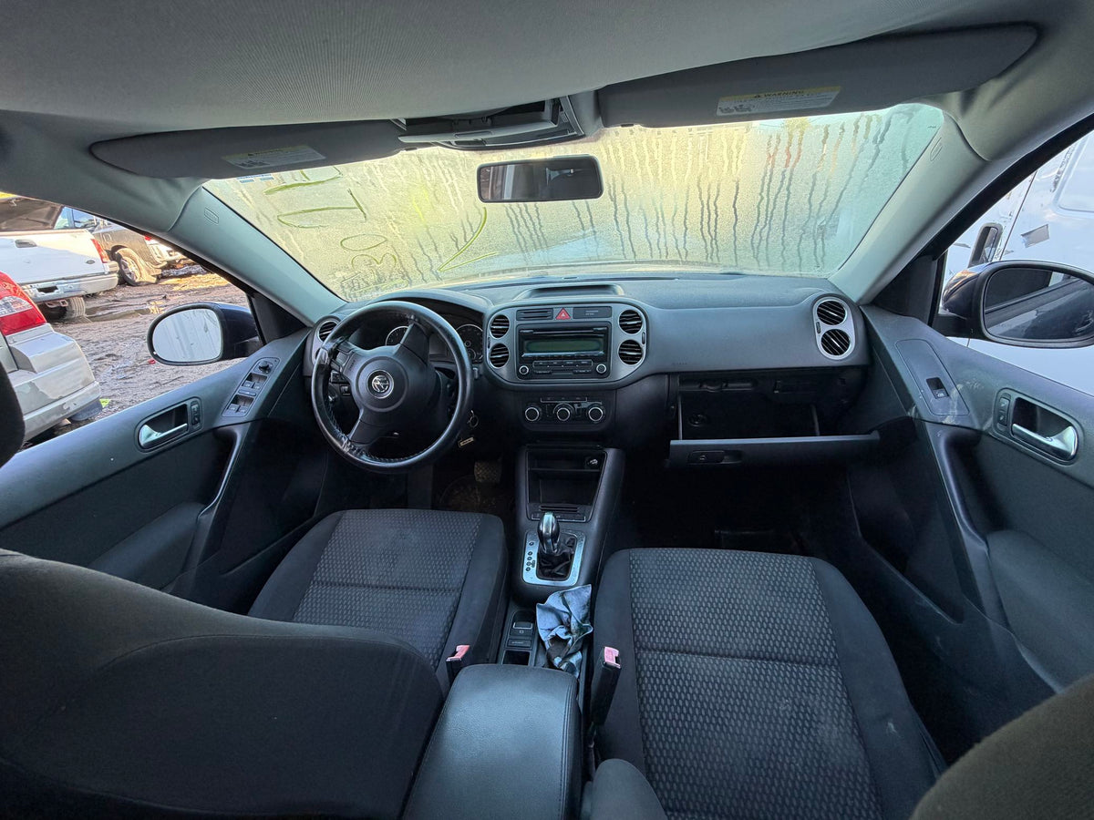 CA_VEHICLE_MEDIA:13203578702:3293617203