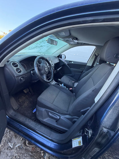 CA_VEHICLE_MEDIA:13203578702:3293617227