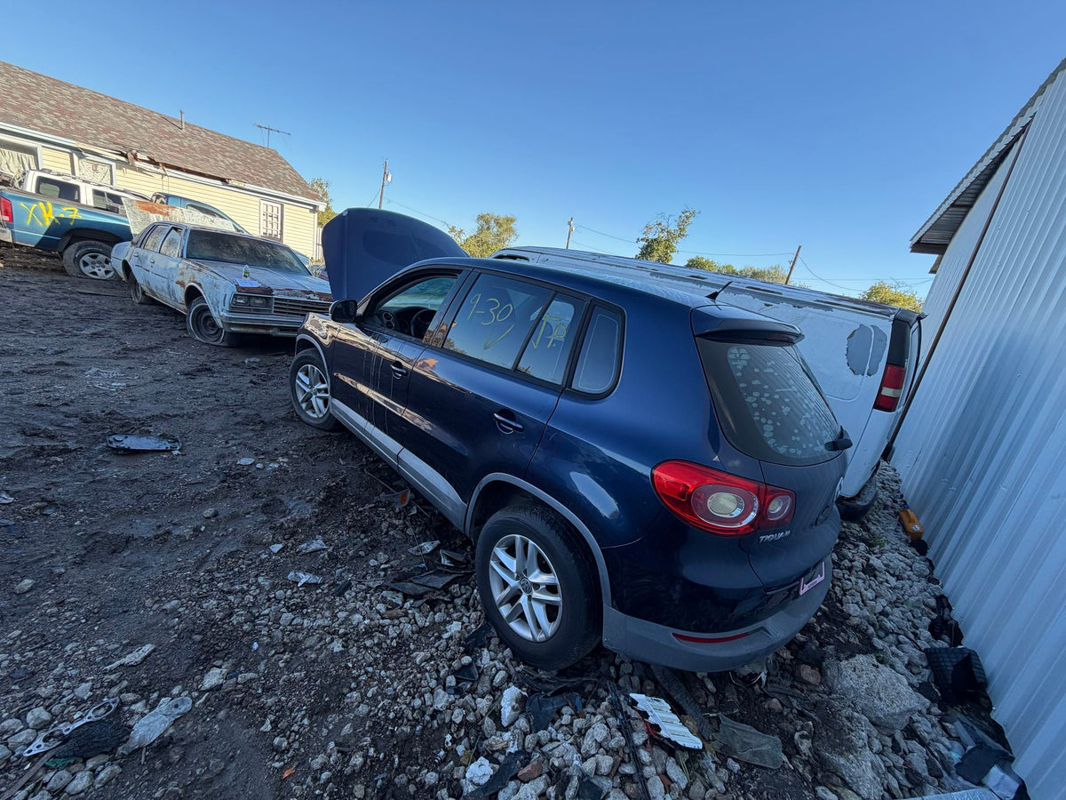 CA_VEHICLE_MEDIA:13203578702:3293617329