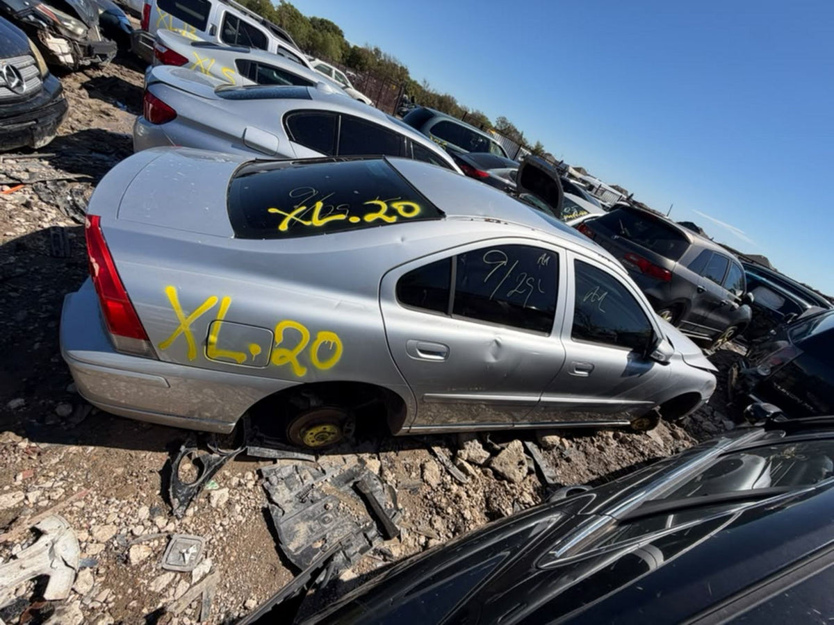 CA_VEHICLE_MEDIA:13203578748:3300689339