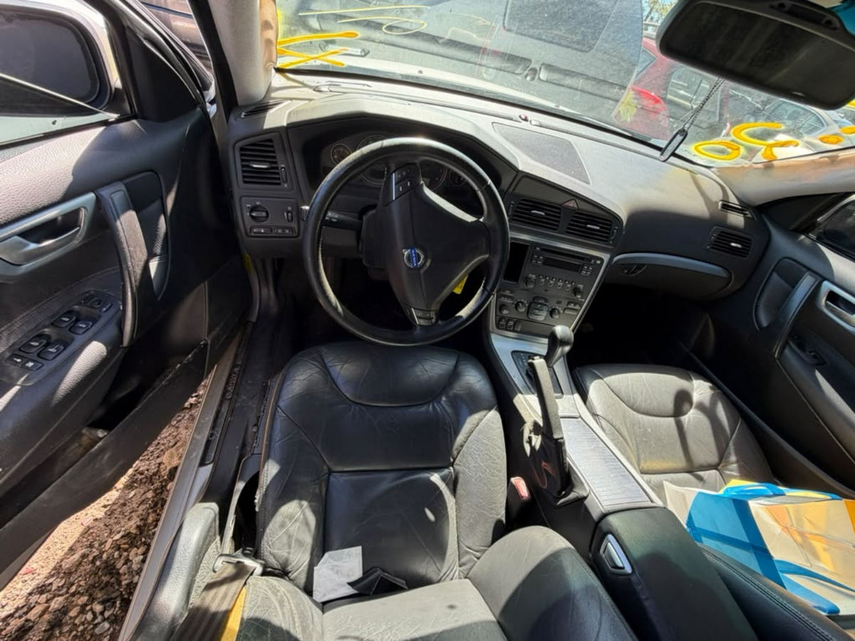 CA_VEHICLE_MEDIA:13203578748:3300689502