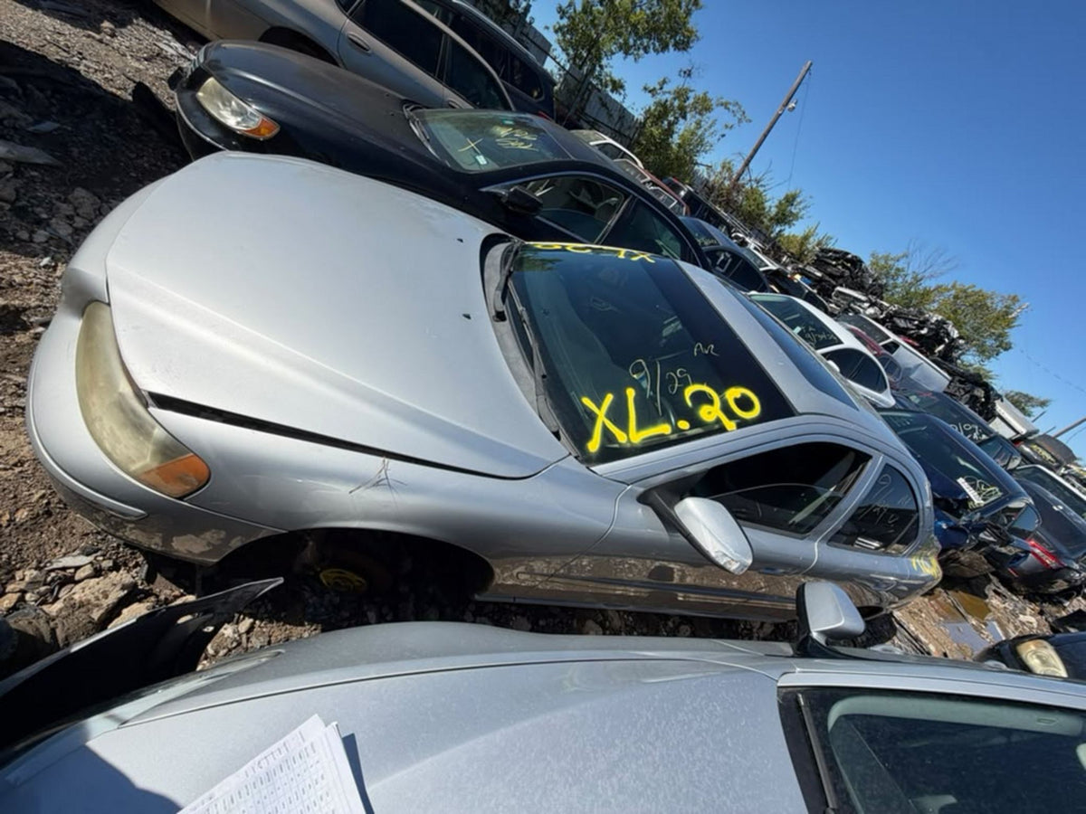 CA_VEHICLE_MEDIA:13203578748:3300689573