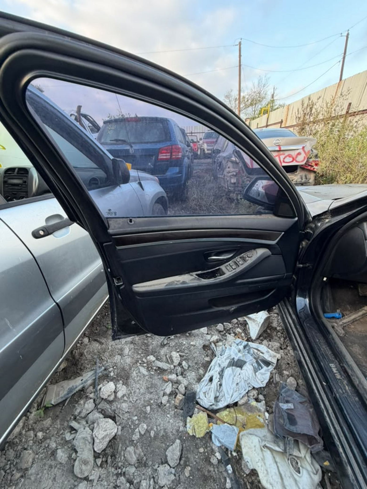 CA_VEHICLE_MEDIA:13203578753:3314043679
