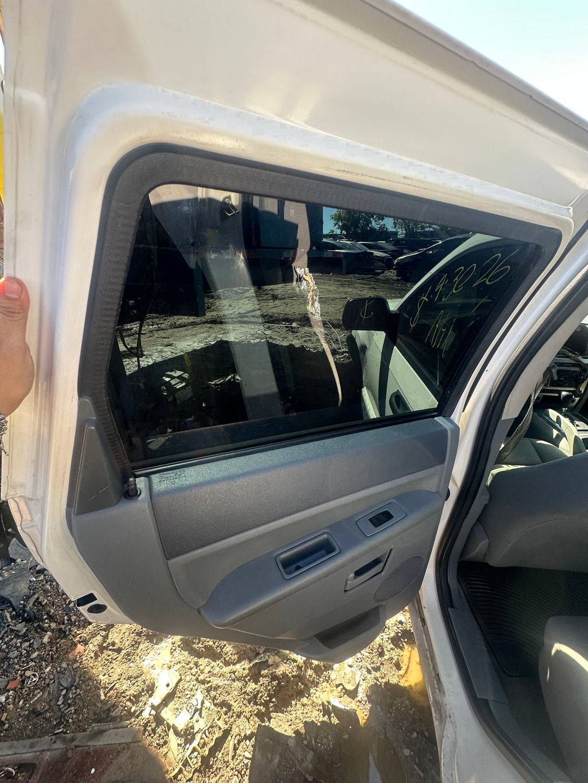 CA_VEHICLE_MEDIA:13203596192:3294536404