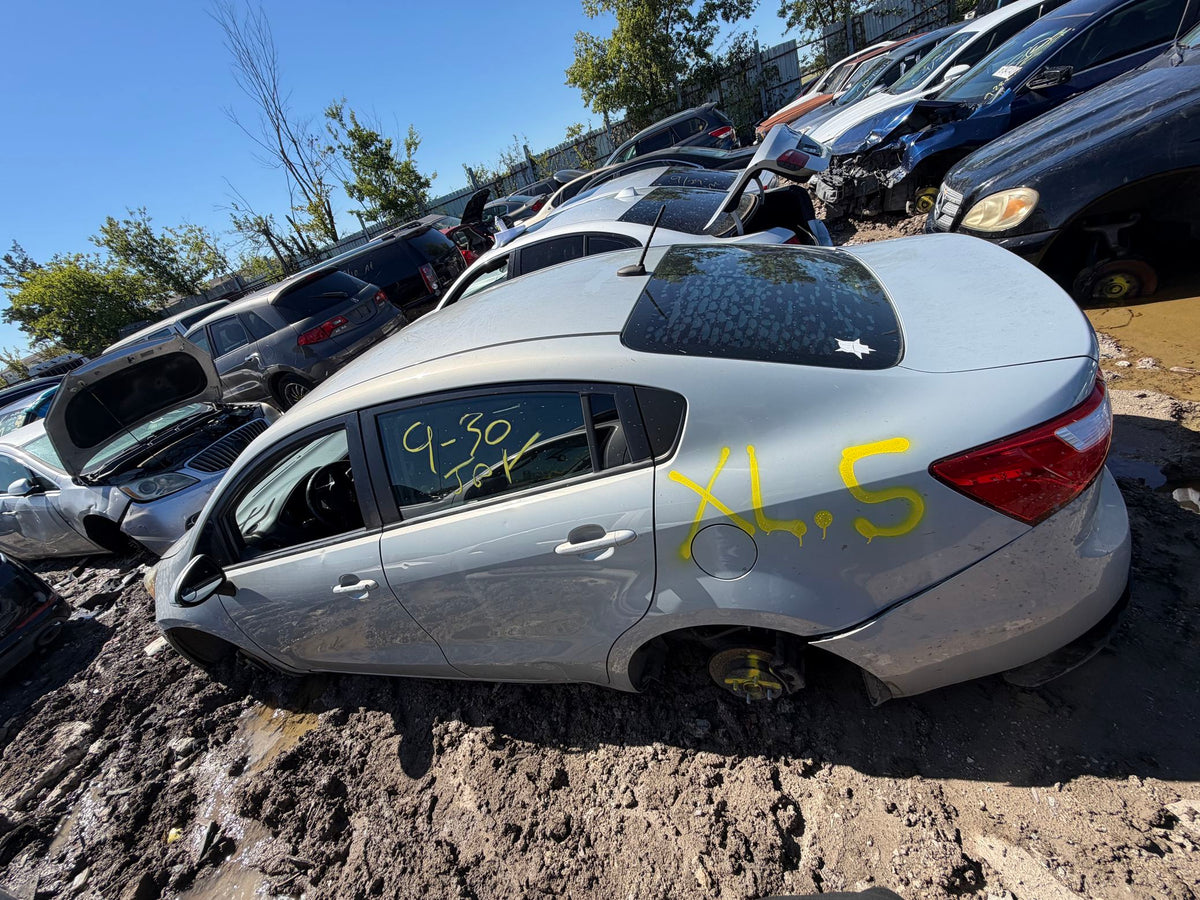 CA_VEHICLE_MEDIA:13203596195:3294573215