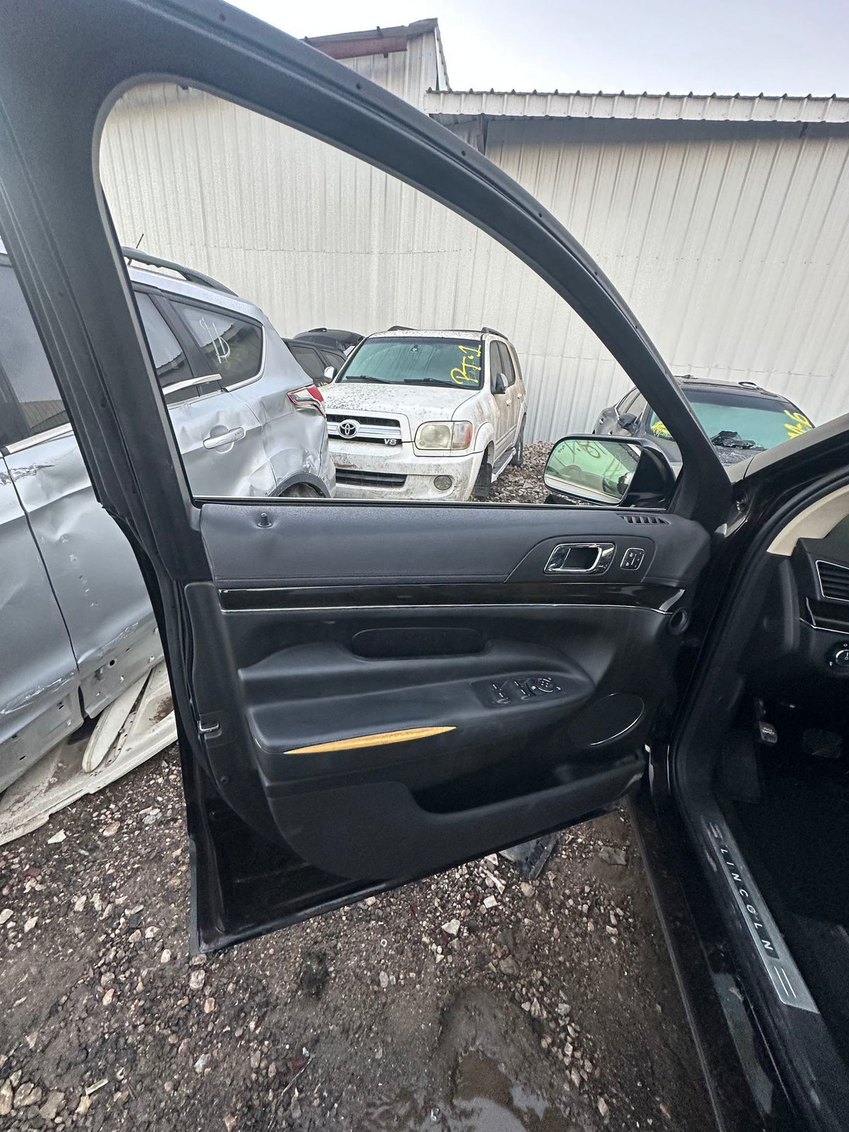 CA_VEHICLE_MEDIA:13203596197:3294374519