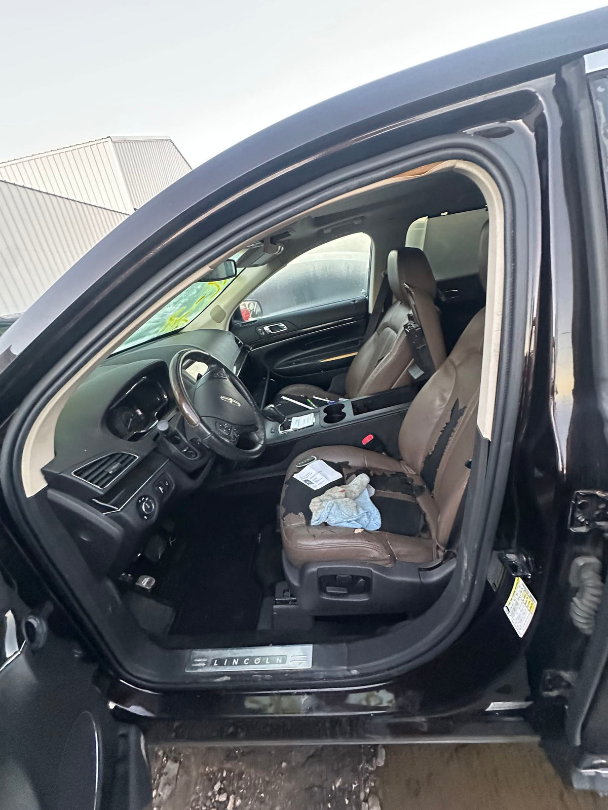 CA_VEHICLE_MEDIA:13203596197:3294374533
