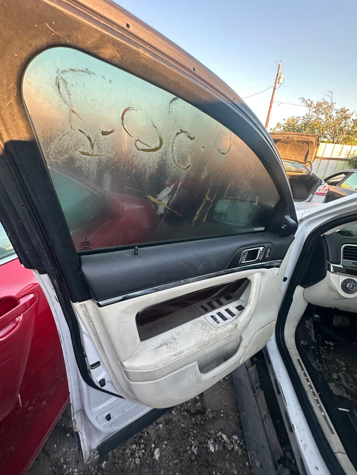 CA_VEHICLE_MEDIA:13203596198:3294362411