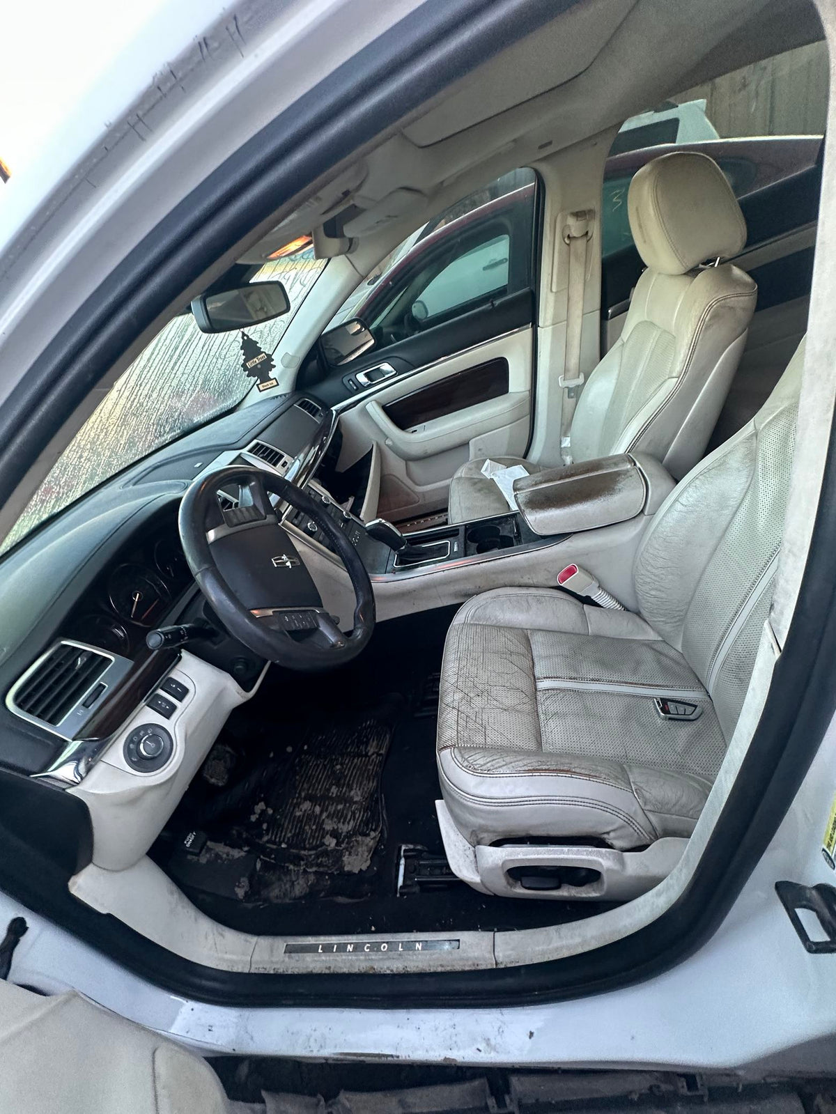 CA_VEHICLE_MEDIA:13203596198:3294362414